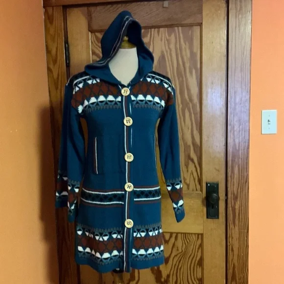 Vintage 70s OOAK. Bell sleeve Shacket